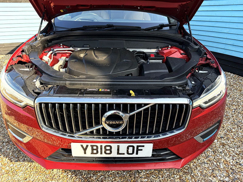 Volvo XC60 2.0 D4 Inscription Pro SUV 5dr Diesel Manual AWD Euro 6 (s/s) (190 ps) 5dr Manual 2026