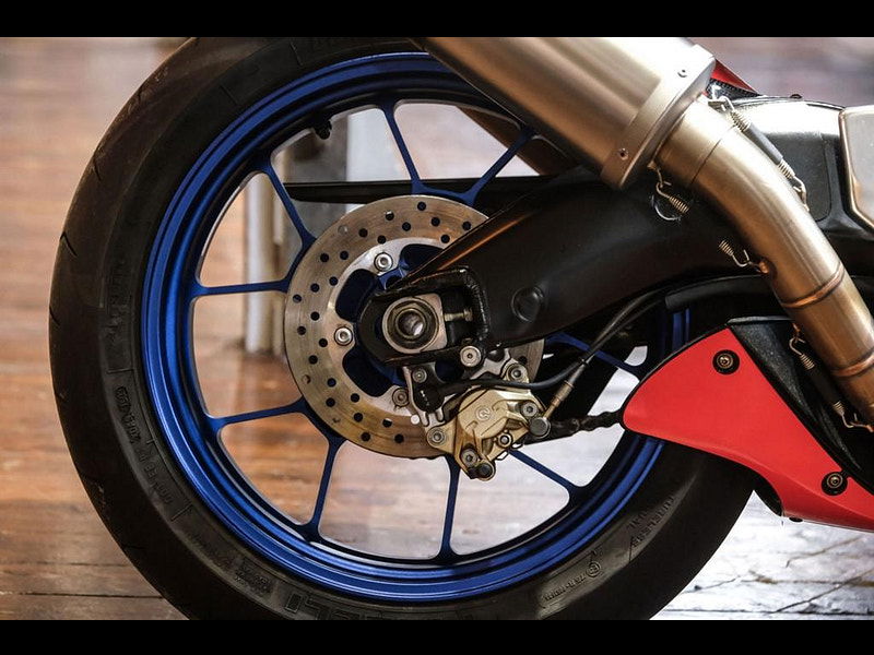 Aprilia Rsv 1000 1000 R Colin Edwards 0dr Manual 2025