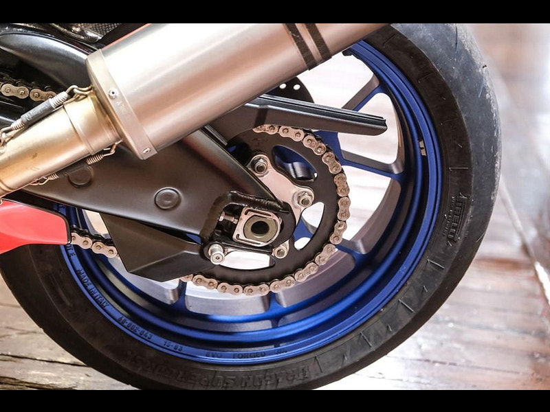 Aprilia Rsv 1000 1000 R Colin Edwards 0dr Manual 2025