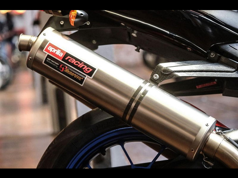 Aprilia Rsv 1000 1000 R Colin Edwards 0dr Manual 2025