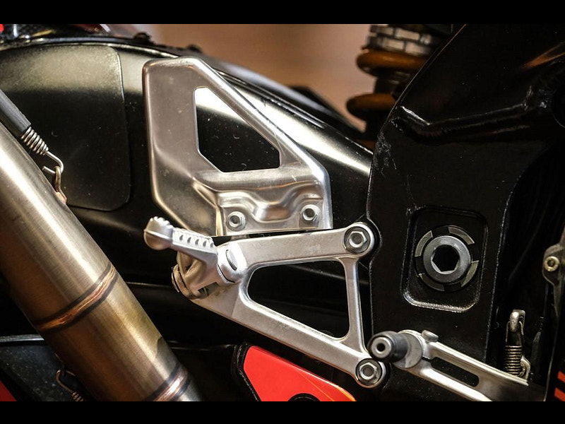 Aprilia Rsv 1000 1000 R Colin Edwards 0dr Manual 2025