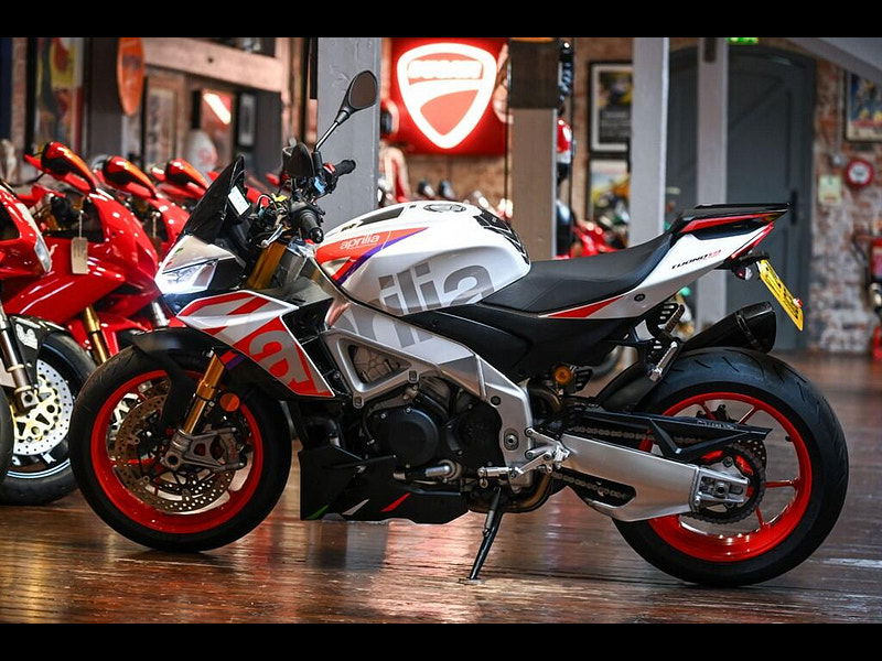 Aprilia Tuono 1100 V4 *Akrapovic End Can - Finance Available* 0dr Manual 2026
