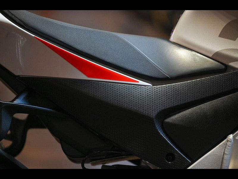Aprilia Tuono 1100 V4 *Akrapovic End Can - Finance Available* 0dr Manual 2026