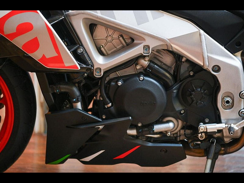 Aprilia Tuono 1100 V4 *Akrapovic End Can - Finance Available* 0dr Manual 2026