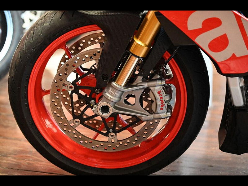Aprilia Tuono 1100 V4 *Full Akrapovic Exhaust System - Finance Available* 0dr Manual 2026