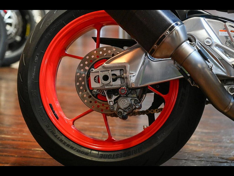 Aprilia Tuono 1100 V4 *Full Akrapovic Exhaust System - Finance Available* 0dr Manual 2026