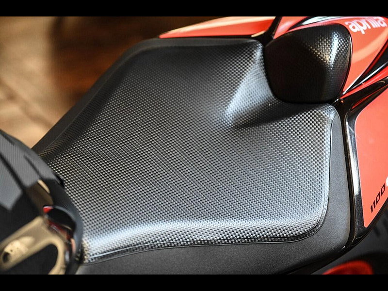 Aprilia Tuono 1100 V4 *Full Akrapovic Exhaust System - Finance Available* 0dr Manual 2026