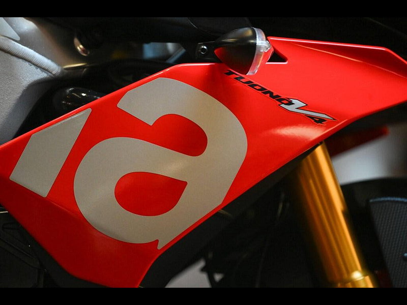 Aprilia Tuono 1100 V4 *Full Akrapovic Exhaust System - Finance Available* 0dr Manual 2026