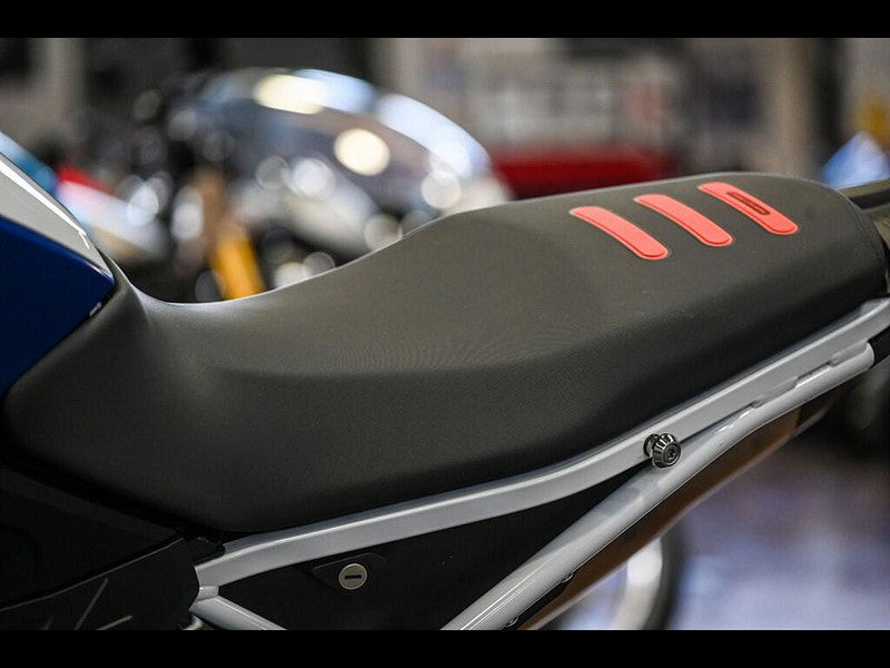 BMW F 900 gs *Akrapovic End Can - Finance Available* 0dr Manual 2026