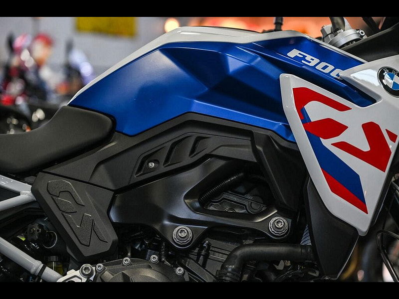 BMW F 900 gs *Akrapovic End Can - Finance Available* 0dr Manual 2026