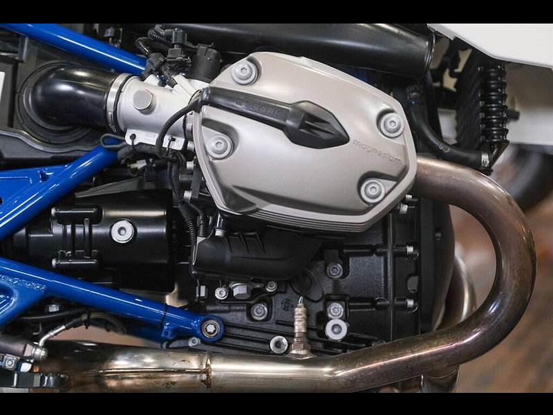 BMW Hp2 megamoto *Rare Megamoto* 0dr Manual 2026