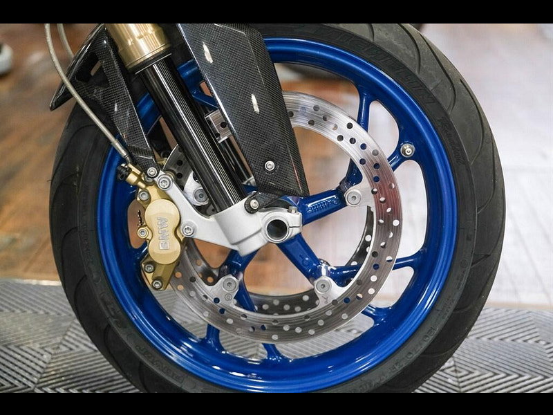 BMW Hp2 megamoto *Rare Megamoto* 0dr Manual 2026