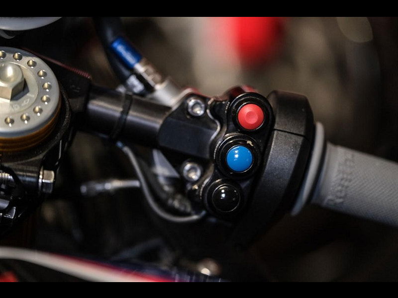 BMW HP4 HP4 Race Brand New/Old Stock 0dr Manual 2025