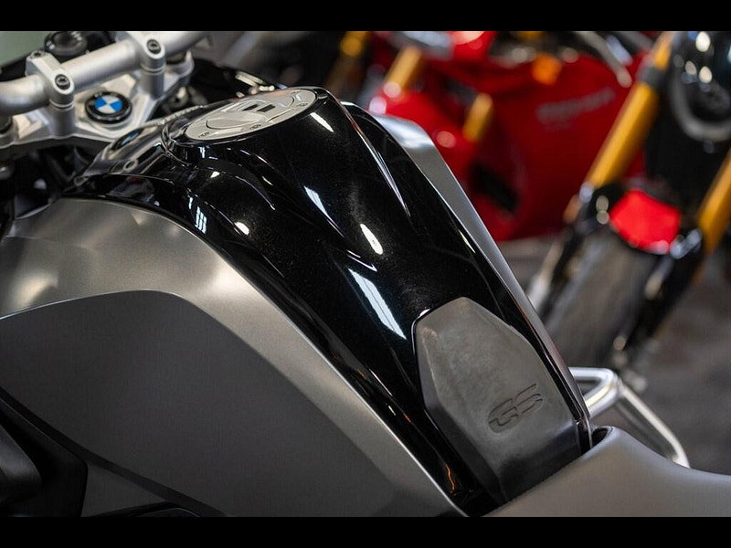 BMW R 1200 gs *Full Vario Luggage - Nav 6 * 0dr Manual 2026