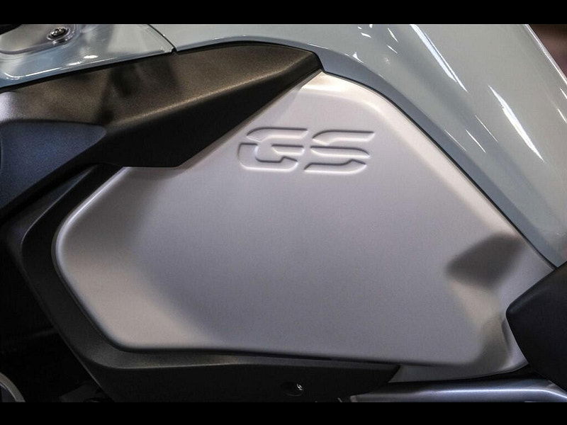 BMW R 1250 gs adventure 1250 TE Full BMW Vario luggage 0dr Manual 2026