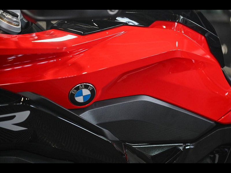 BMW S 1000 xr *Akrapovic  - Low Ownership* 0dr Manual 2026