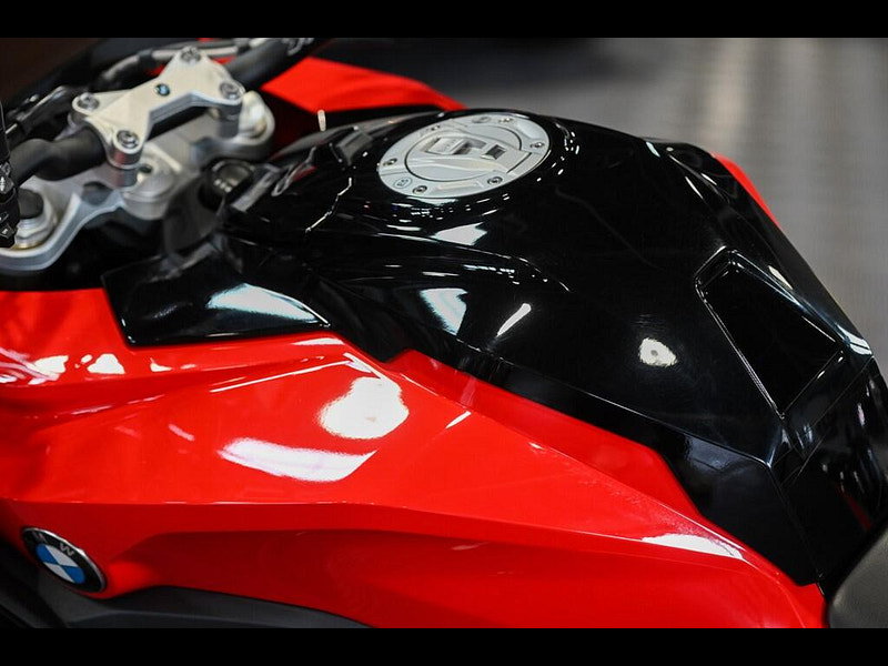 BMW S 1000 xr *Akrapovic  - Low Ownership* 0dr Manual 2026