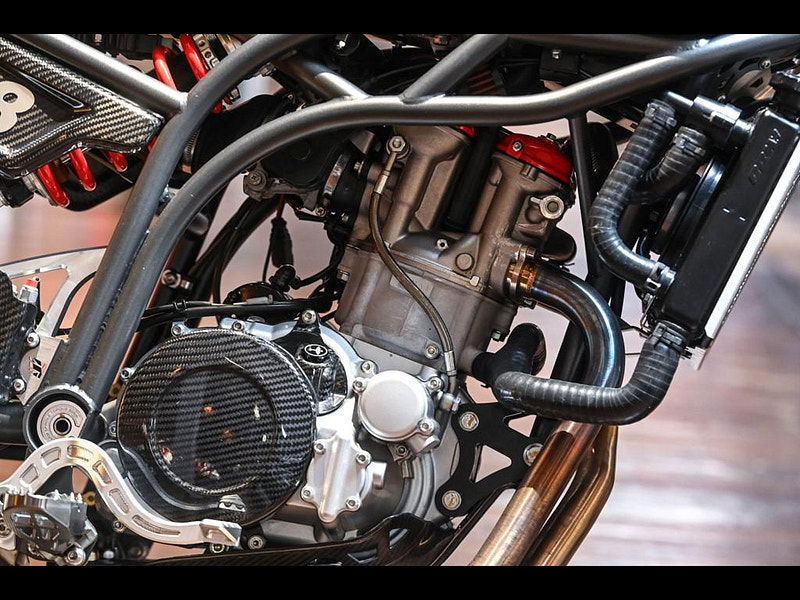 Ccm FT6 Flat Tracker Bespoke Specification Example 0dr Manual 2025