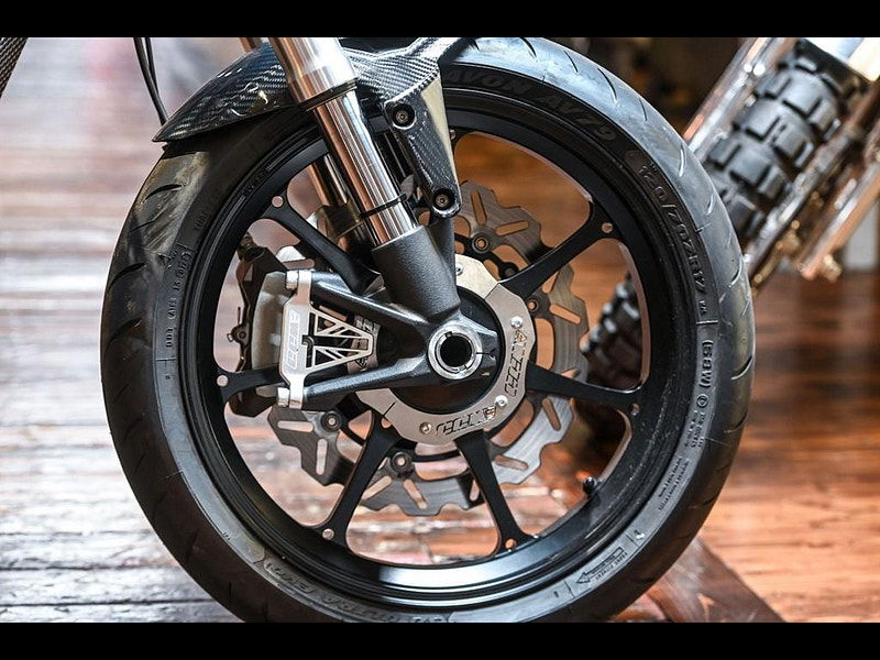 Ccm FT6 Flat Tracker Bespoke Specification Example 0dr Manual 2025