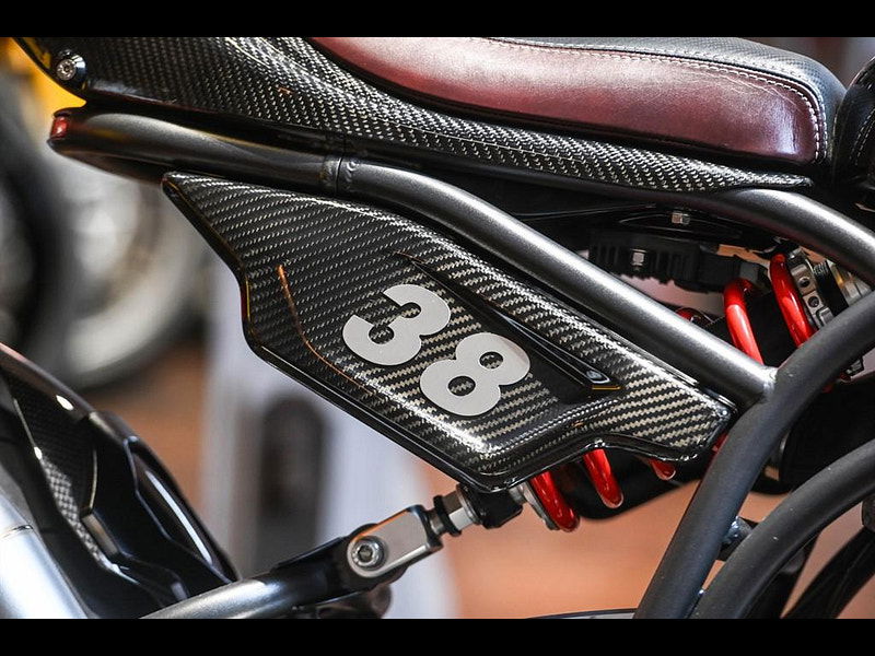 Ccm FT6 Flat Tracker Bespoke Specification Example 0dr Manual 2025