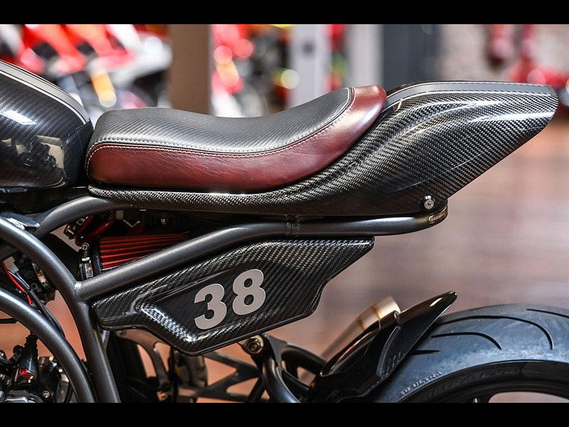 Ccm FT6 Flat Tracker Bespoke Specification Example 0dr Manual 2025