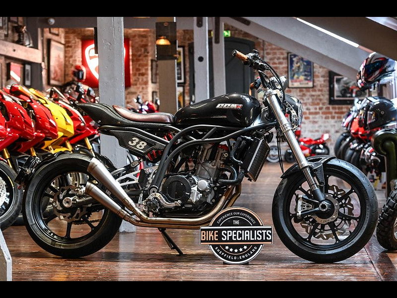 Ccm FT6 Flat Tracker Bespoke Specification Example 0dr Manual 2025