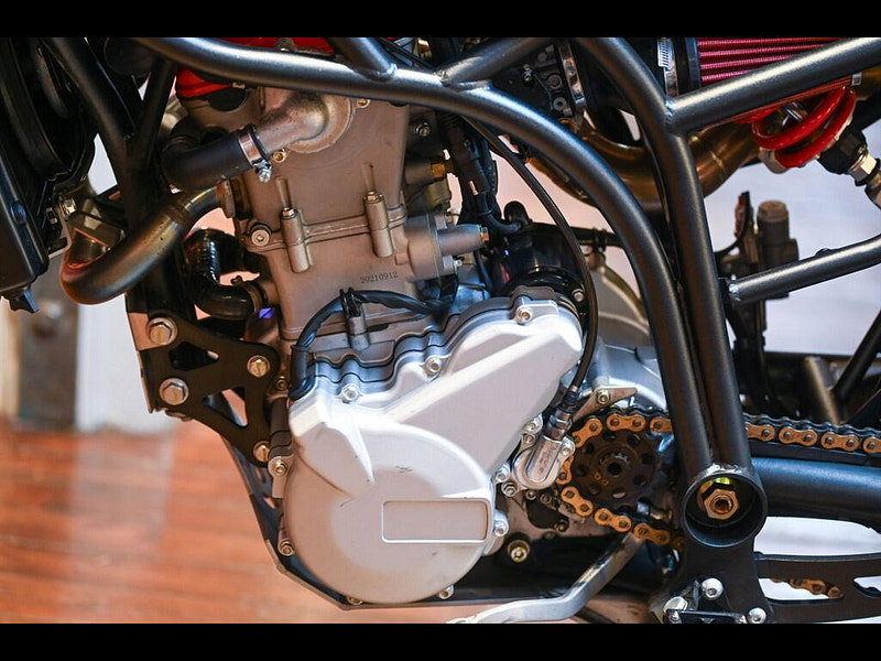 Ccm Spitfire *Maverick Infinite - One Owner* 0dr Manual 2026