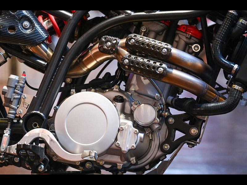 Ccm Spitfire *Maverick Infinite - One Owner* 0dr Manual 2026