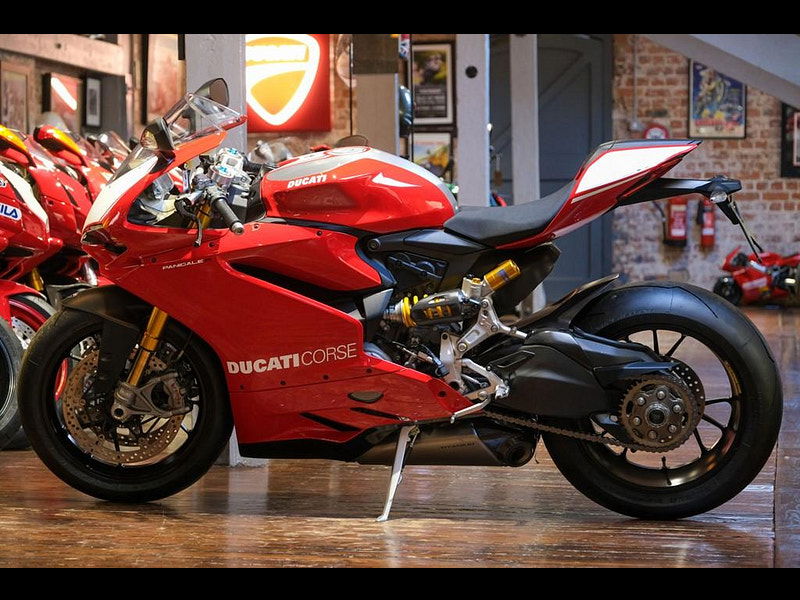 DUCATI 1199 Panigale 1199 R Super Sports Petrol Manual (184 ps) 0dr Manual 2025