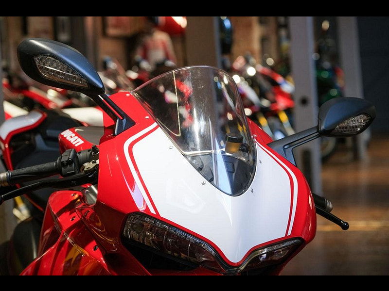DUCATI 1199 Panigale 1199 R Super Sports Petrol Manual (184 ps) 0dr Manual 2025