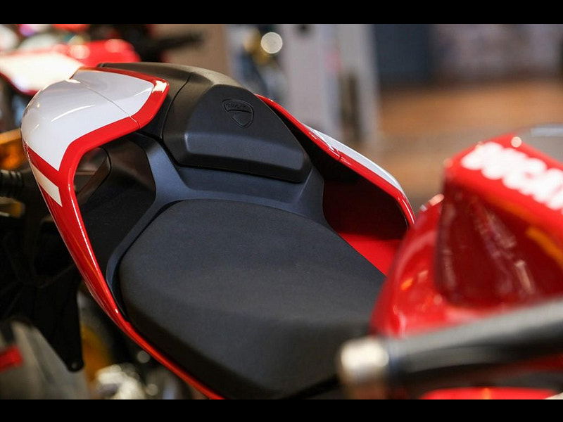 DUCATI 1199 Panigale 1199 R Super Sports Petrol Manual (184 ps) 0dr Manual 2025