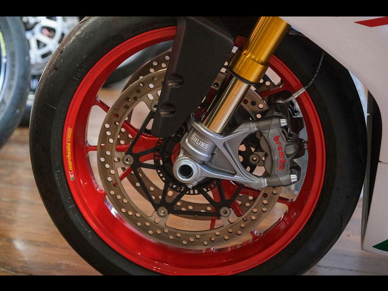 DUCATI 1299 Panigale 1299 R Final Edition No: #0829 Of 1299 0dr Manual 2025