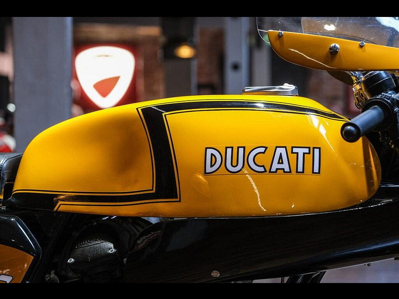 DUCATI 750 750 Sport Super Rare "Z-Stripe" 0dr Manual 2025