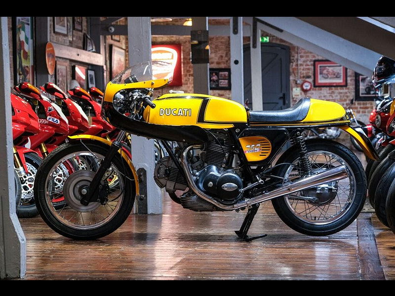 DUCATI 750 750 Sport Super Rare "Z-Stripe" 0dr Manual 2025