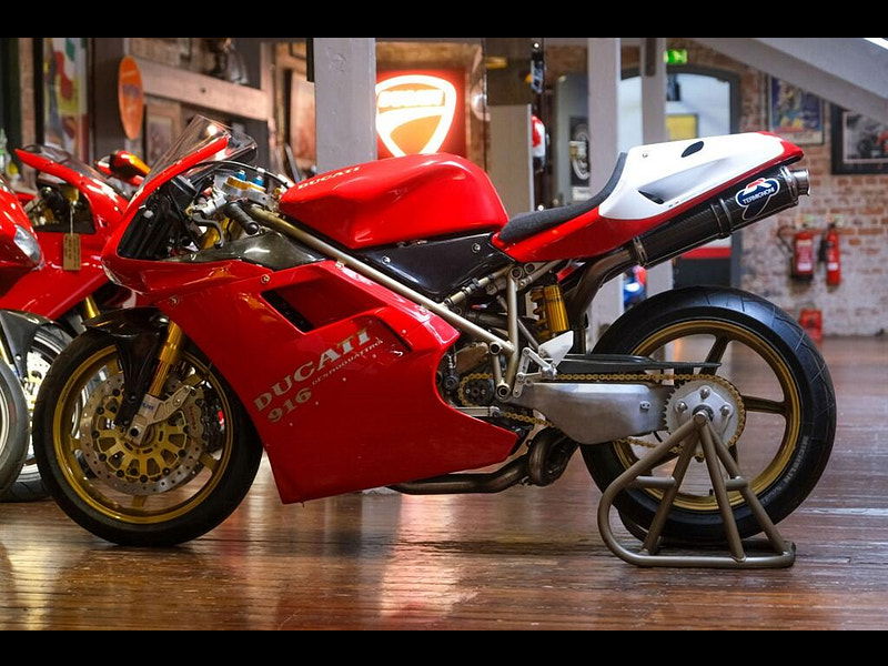DUCATI 916 955 Racing Ex- Ian Simpson Race Bike 0dr Manual 2026