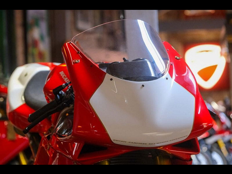 DUCATI 916 955 Racing Ex- Ian Simpson Race Bike 0dr Manual 2026