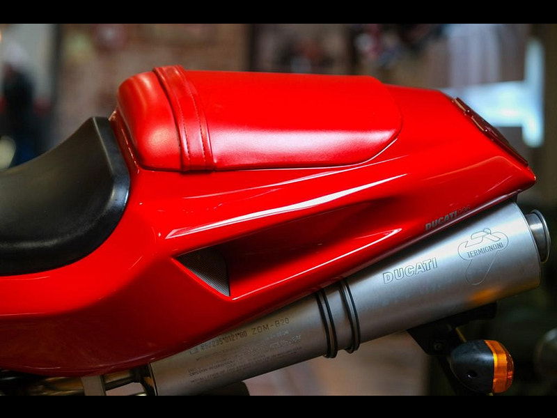 DUCATI 996 996 Biposto Fully Original Beautiful example 0dr Manual 2025