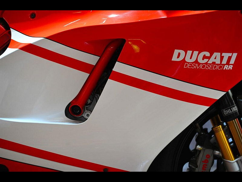 DUCATI Desmosedici RR *GP7 Exhaust - Previously Owned By Shane "Shakey" Byrne - Team Version* 0dr Manual 2026