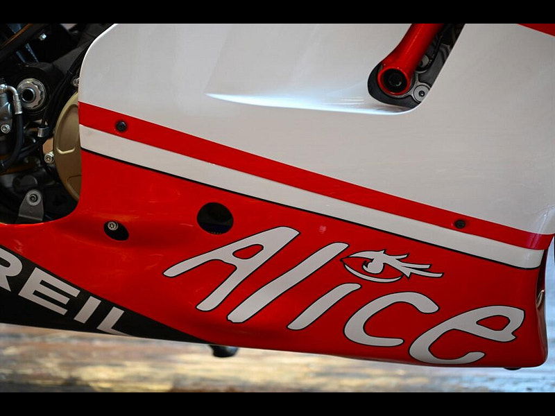 DUCATI Desmosedici RR *GP7 Exhaust - Previously Owned By Shane "Shakey" Byrne - Team Version* 0dr Manual 2026