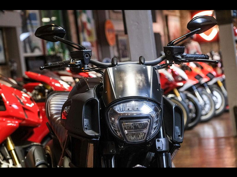 DUCATI Diavel 1198 Diavel Diesel Limited Edition 0dr Manual 2025