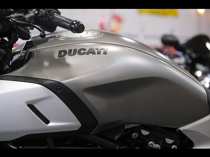 DUCATI Diavel 1260 Diavel 1260 One Owner Example 0dr Manual 2025