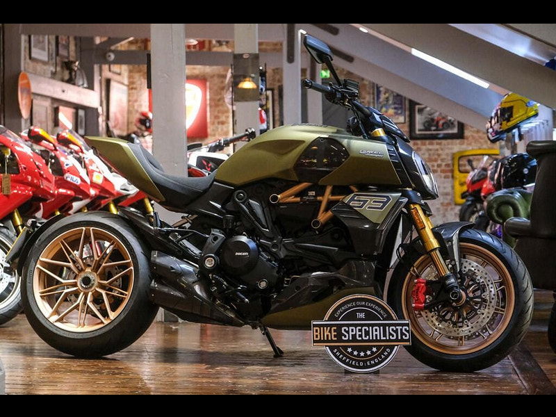 DUCATI Diavel 1260 Lamborghini *Road Registered - One Owner* 0dr Manual 2026