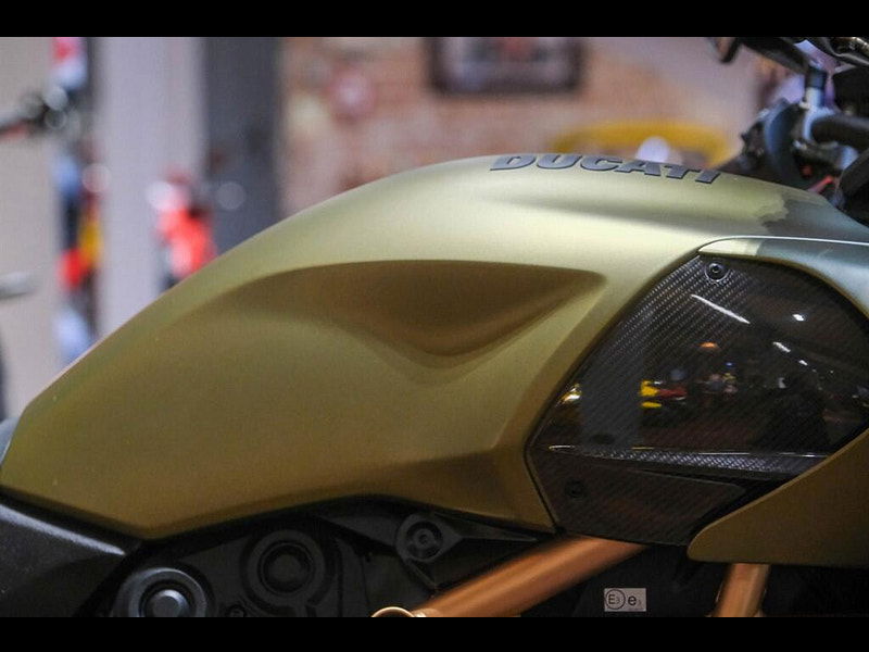 DUCATI Diavel 1260 Lamborghini *Road Registered - One Owner* 0dr Manual 2026