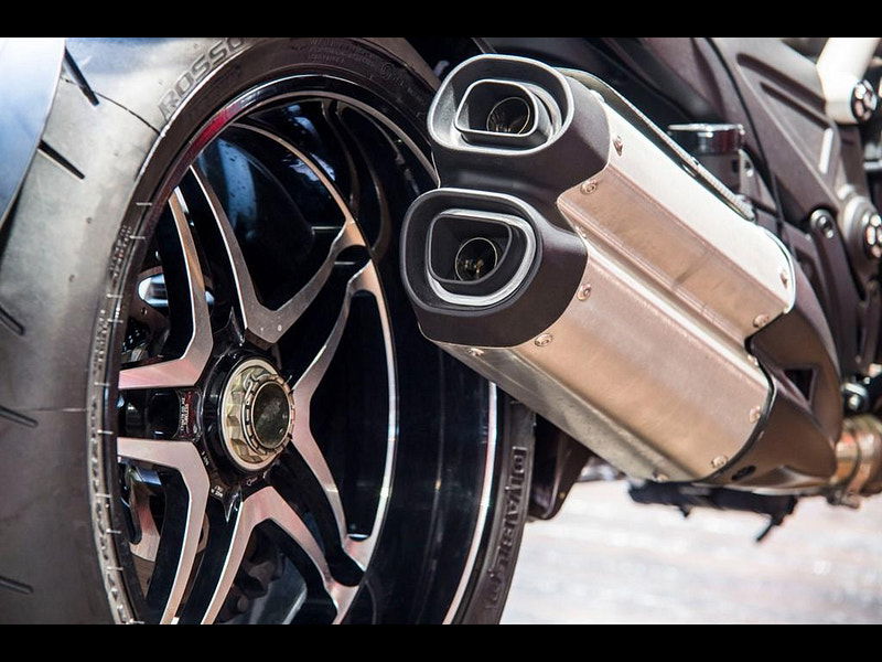 DUCATI Diavel AMG Rare AMG special edition Delivery miles 0dr Manual 2025