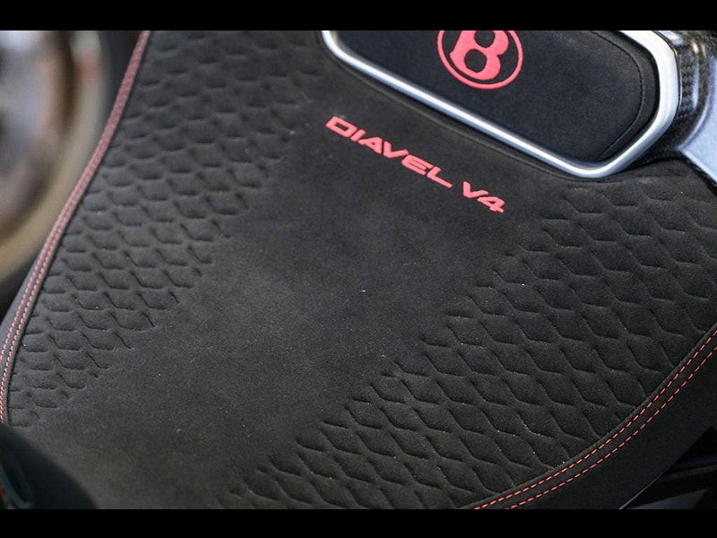 DUCATI Diavel V4 Bentley No #446 of 500 Limited Edition 0dr Manual 2025