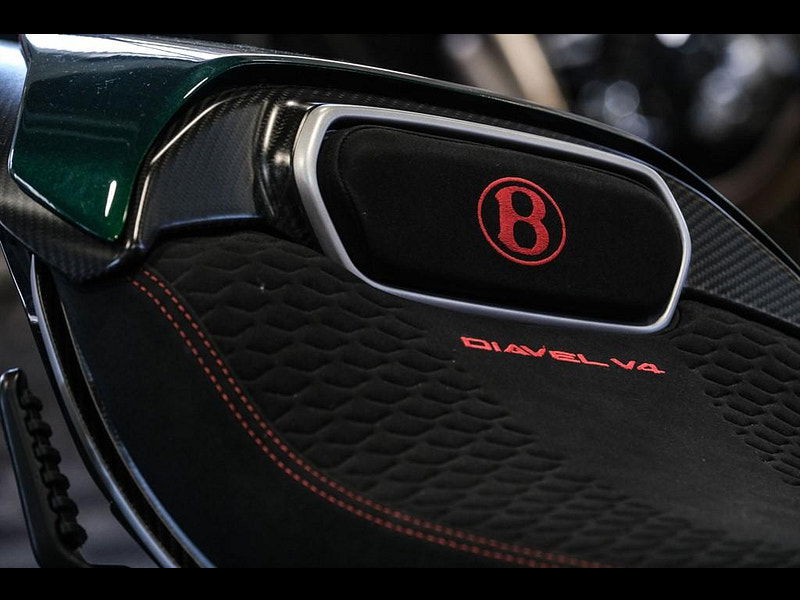 DUCATI Diavel V4 Bentley No #446 of 500 Limited Edition 0dr Manual 2025