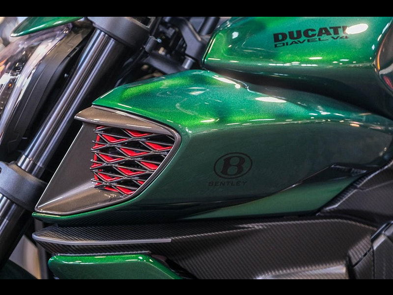 DUCATI Diavel V4 Bentley No #446 of 500 Limited Edition 0dr Manual 2025