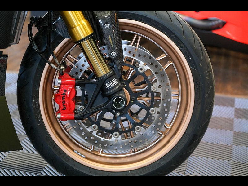 DUCATI Diavel Lamborghini No 238 of 630 Limited Edition 0dr Manual 2025