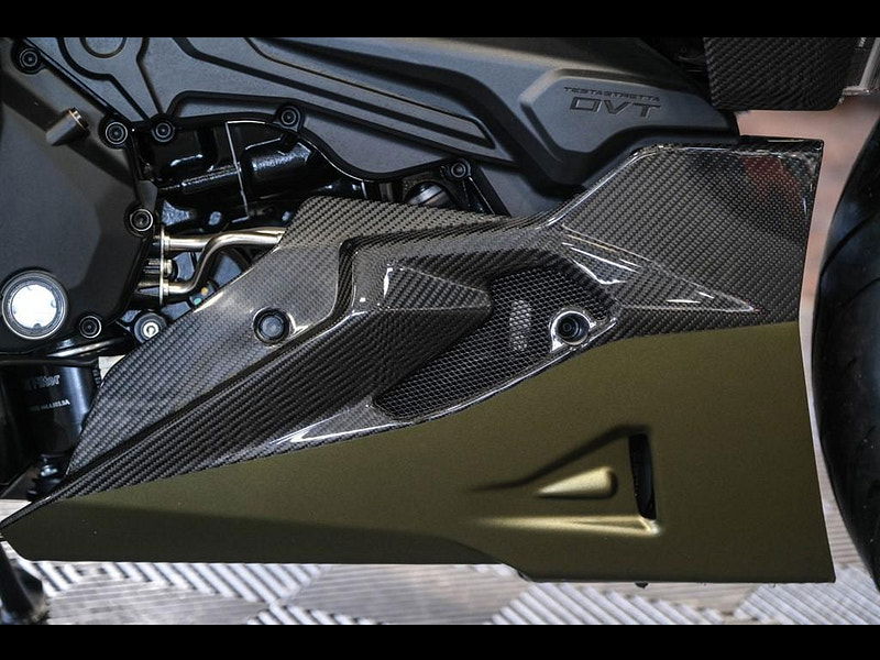 DUCATI Diavel Lamborghini No 238 of 630 Limited Edition 0dr Manual 2025