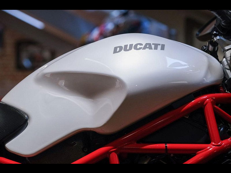 DUCATI Monster 1000 Rare Opportunity Monster S4RS 0dr Manual 2025